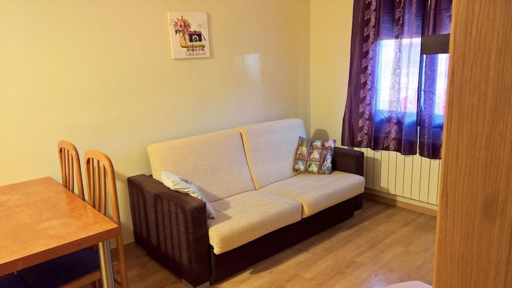 Apartamentos Pantebre 3000 ปาสเดลากาซา ภายนอก รูปภาพ