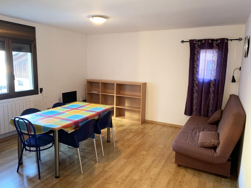 Apartamentos Pantebre 3000 ปาสเดลากาซา ภายนอก รูปภาพ
