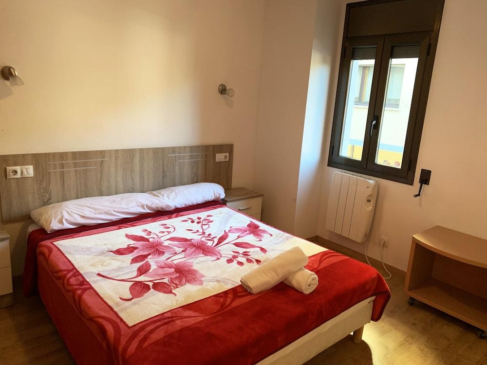 Apartamentos Pantebre 3000 ปาสเดลากาซา ภายนอก รูปภาพ