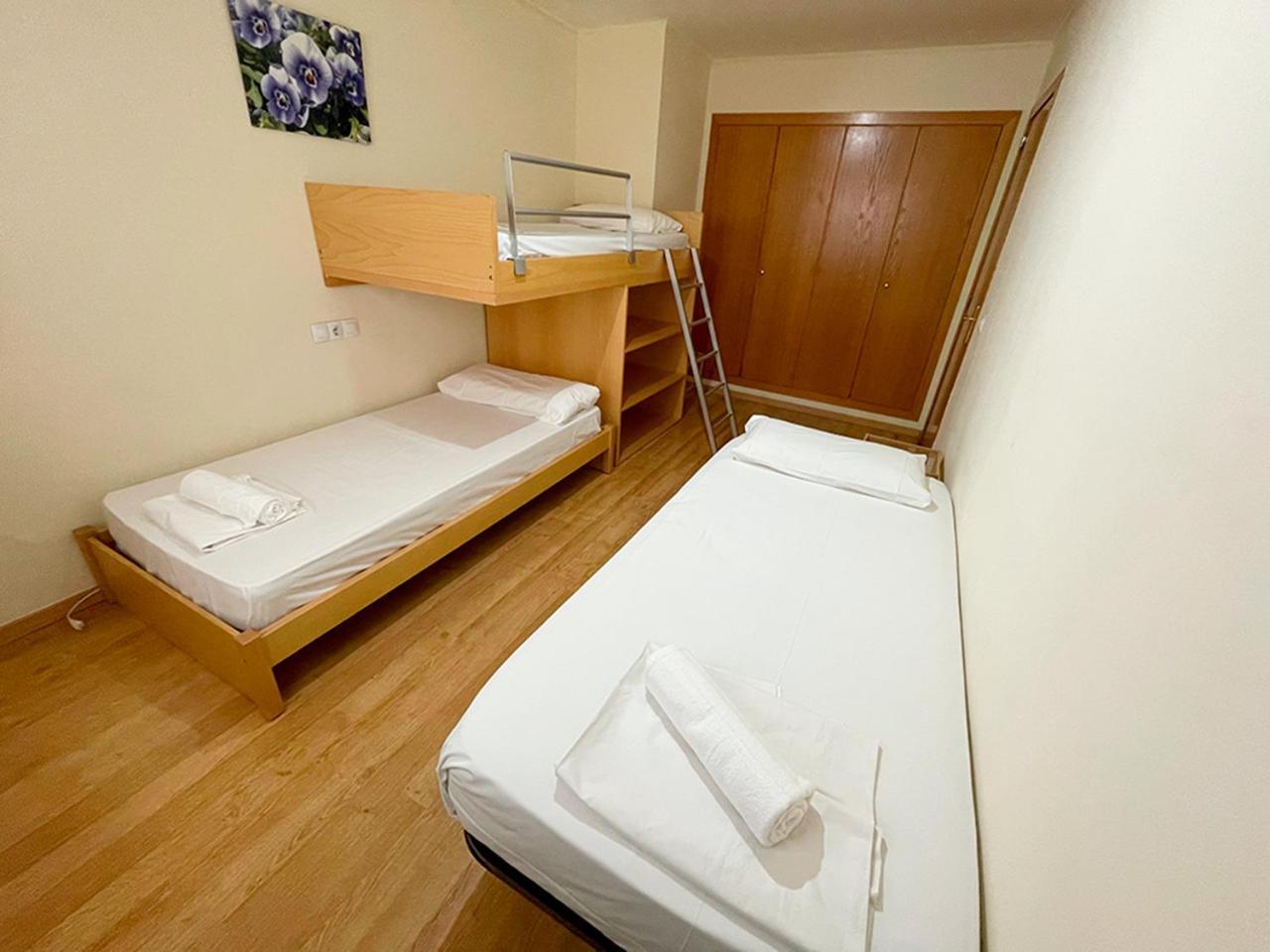 Apartamentos Pantebre 3000 ปาสเดลากาซา ภายนอก รูปภาพ