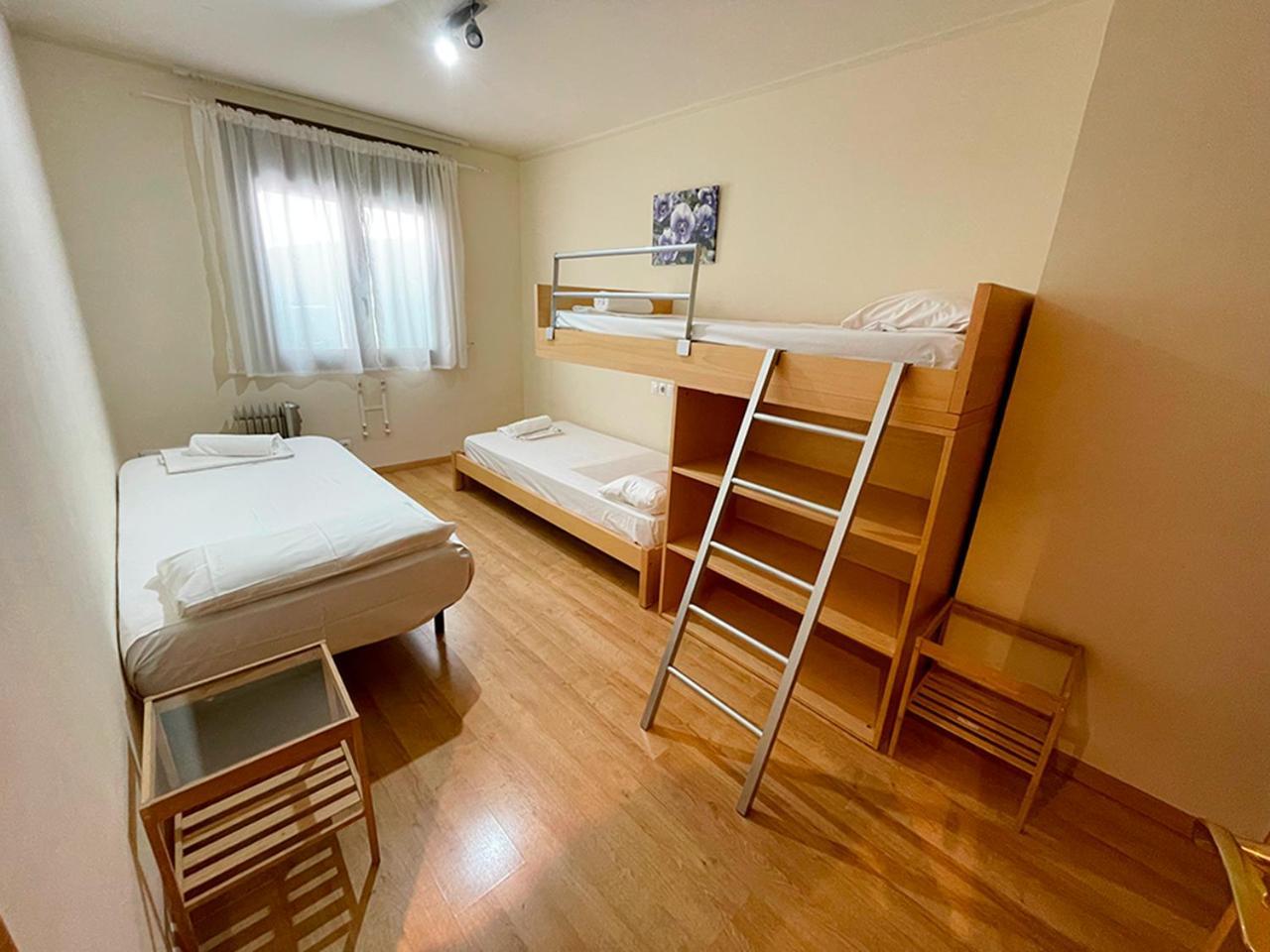 Apartamentos Pantebre 3000 ปาสเดลากาซา ภายนอก รูปภาพ