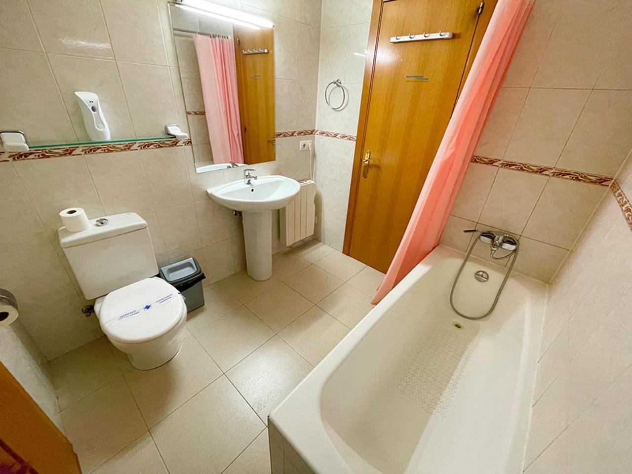 Apartamentos Pantebre 3000 ปาสเดลากาซา ภายนอก รูปภาพ